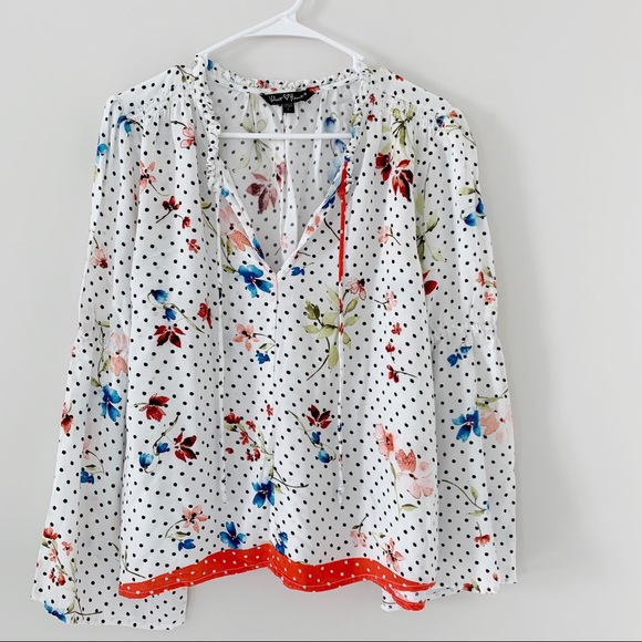 Velvet Heart Peasant Top - Picture 2 of 4